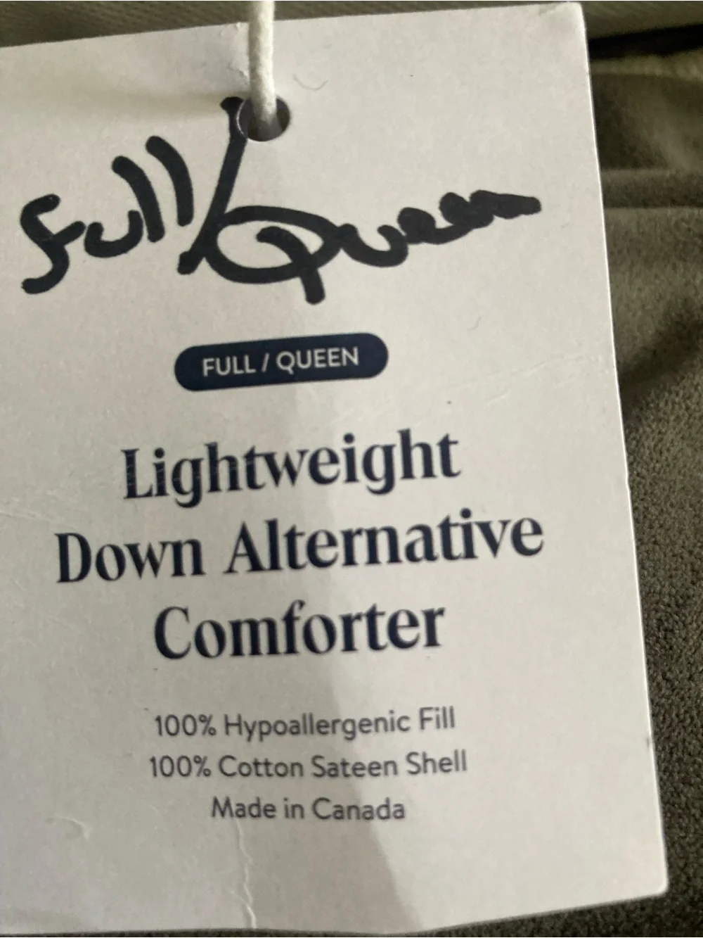 Queen / Full   brooklinen down ALTERNATIVE comforter White. 92”x96” 31oz fill